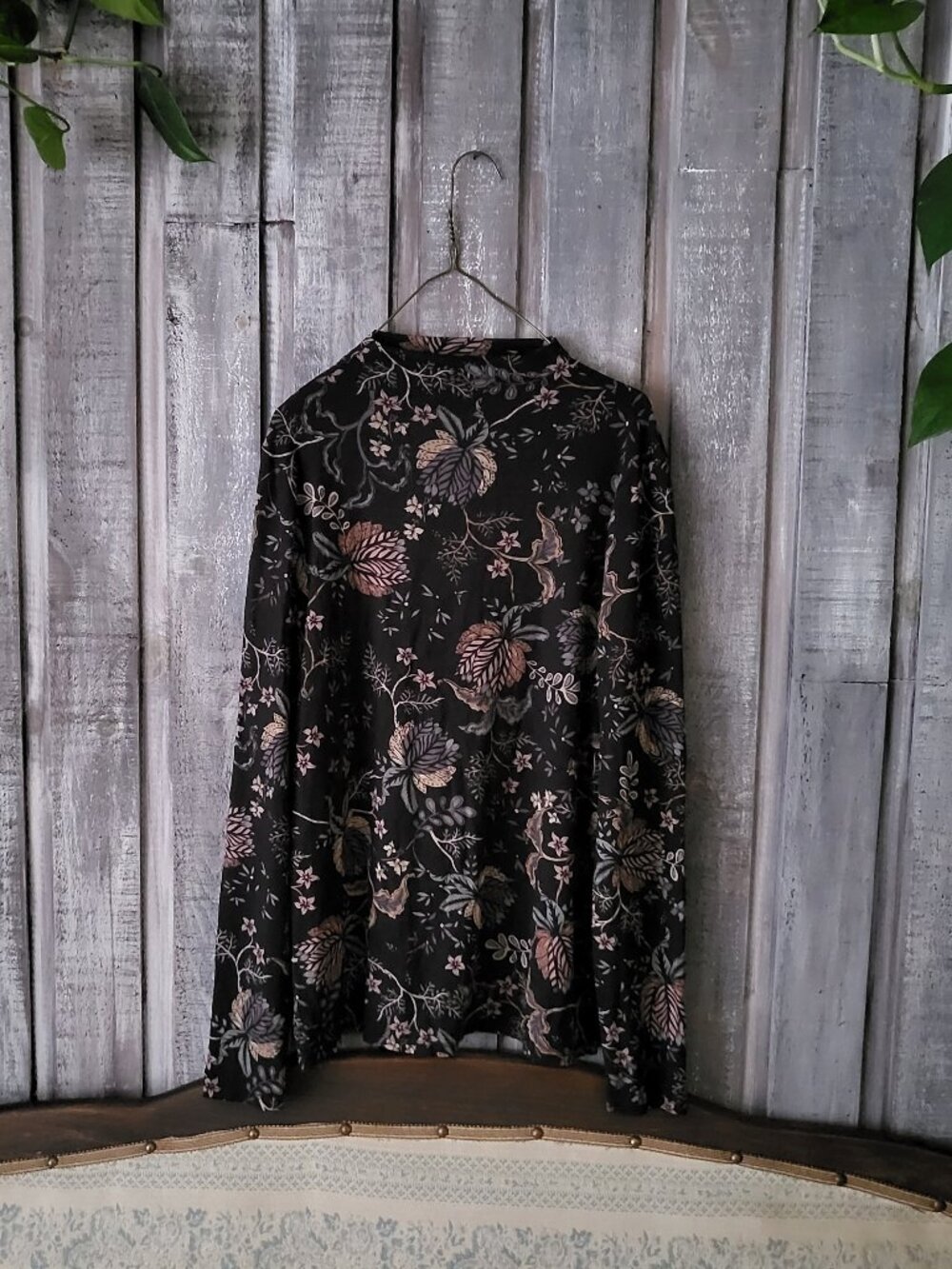 REITMANS Black Floral Mock Neck Long Sleeve Top Blouse Size M